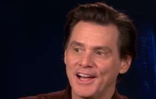 <span style='color:red;'><b>Jim Carrey</b></span> as he sees Senator Ted