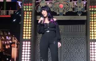 <span style='color:red;'><b>Music</b></span> icon Cher shares her dance and movie memories
